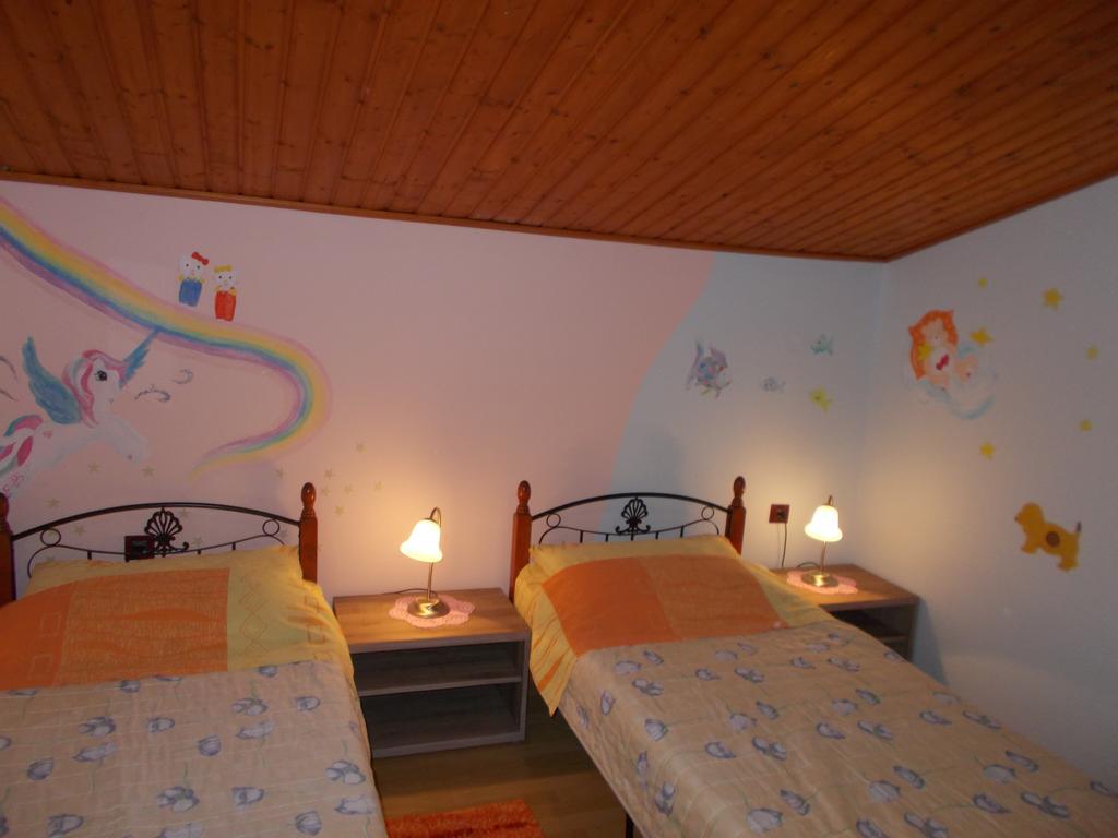 Apartments Sara Labin  Ngoại thất bức ảnh